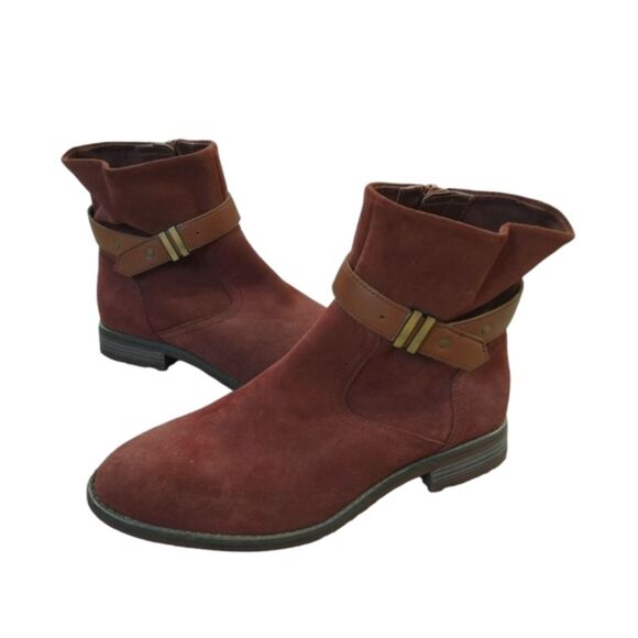 NWT Ladies Clarks Camzin Strap ankle boots Mahogany Suede Western Size 8 - Picture 3 of 11
